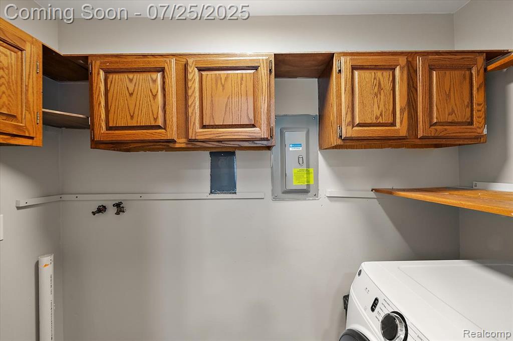 39869 Village Wood Lane, Novi, MI — Photo 35
