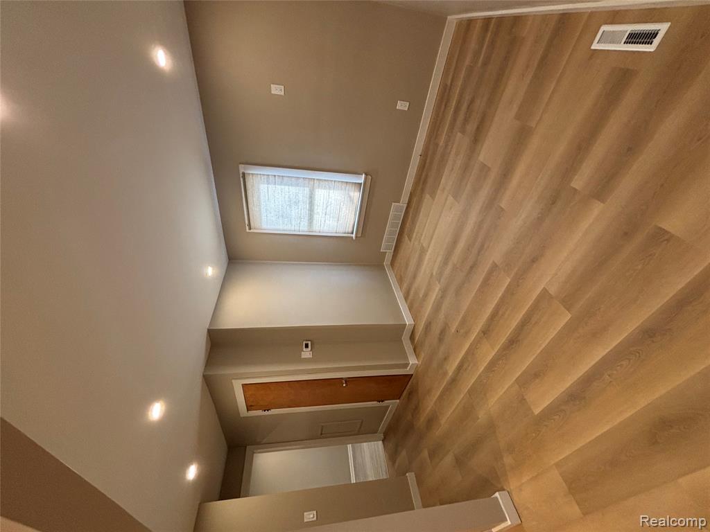 716 Charles Street, Ypsilanti, MI 48198 — Photo 3