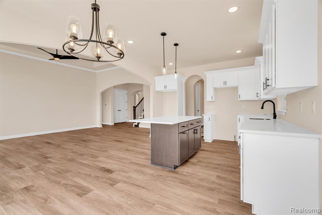 4118 Spring Meadows Drive, Sterling Heights, MI 48314 — Photo 14