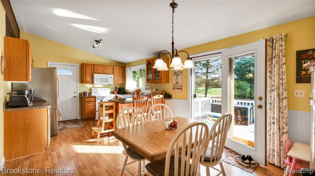 410 N Lester Street, Capac, MI 48014 — Photo 11
