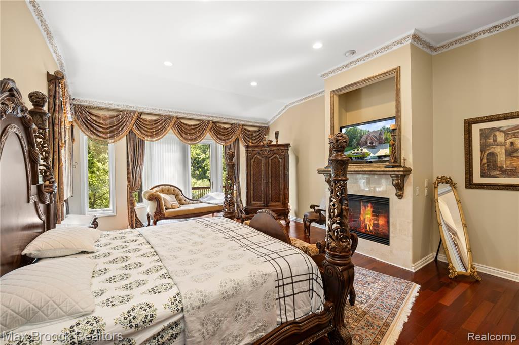 5679 Branford Drive, West Bloomfield, MI — Photo 28