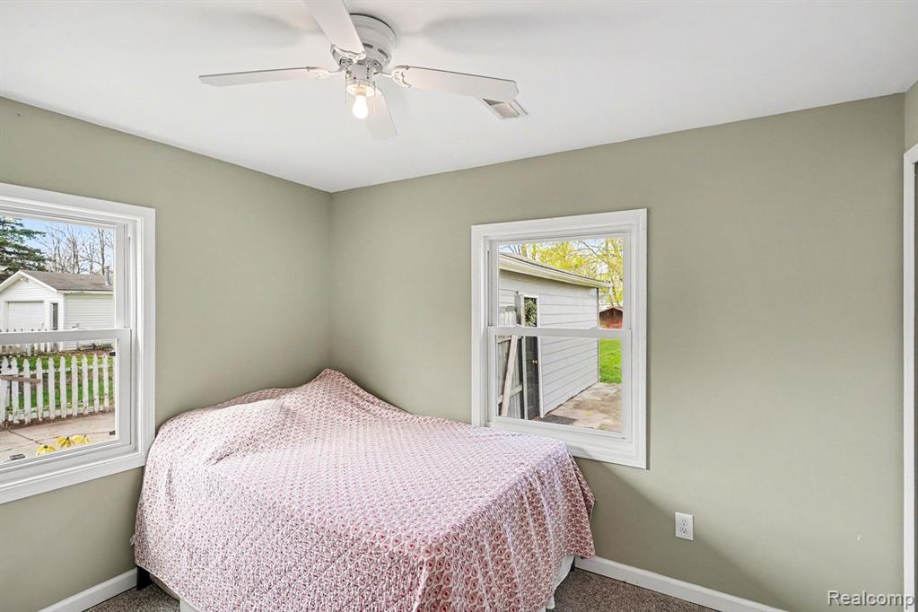717 Oak Park Drive, Fenton, MI 48430 — Photo 8