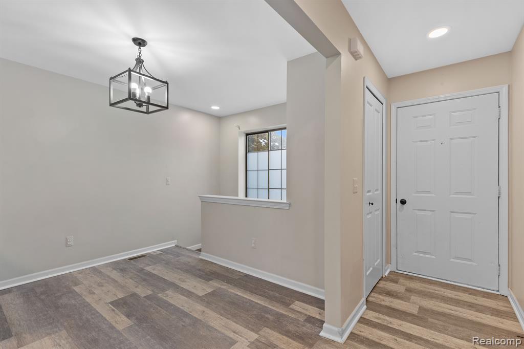 57269 BEACONSFIELD Road, Washington, MI — Photo 4