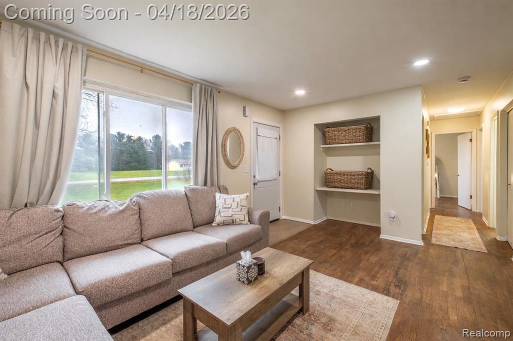 9035 N Linden Road, Clio, MI 48420 — Photo 4