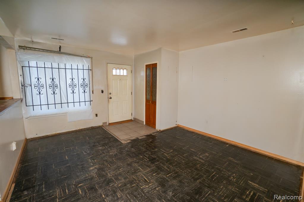12667 Blackstone Street, Detroit, MI 48223 — Photo 5