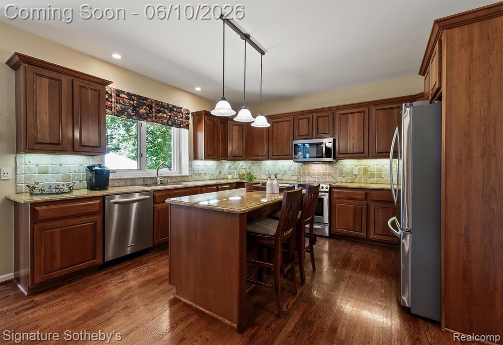 602 Appoline Court, Rochester, MI 48307 — Photo 7