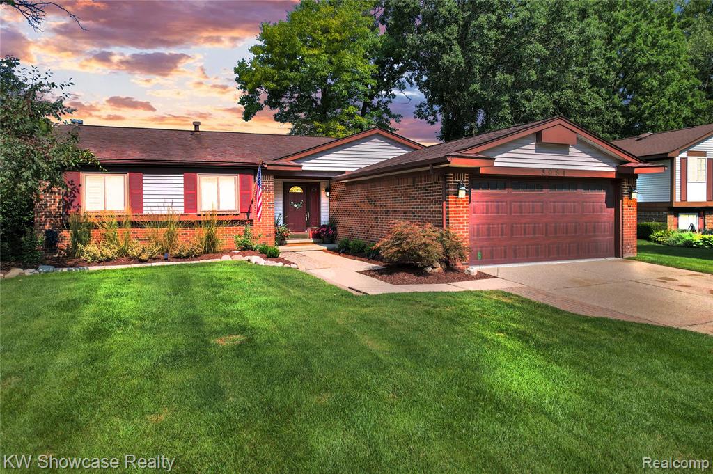 5081 Timber Ridge Trail, Clarkston, MI — front exterior