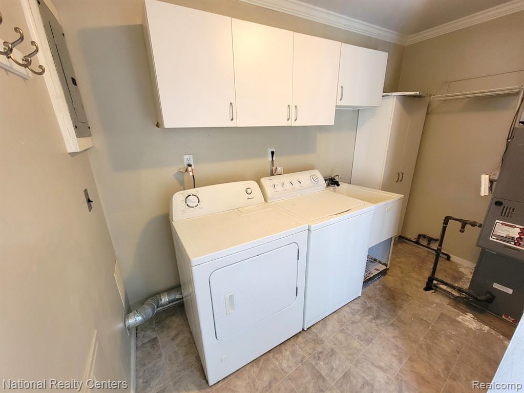 8404 BUSKO Avenue, Warren, MI 48093 — Photo 17
