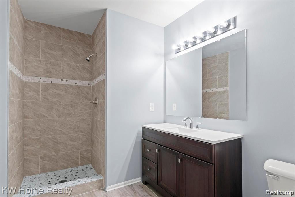 7637 Woodward Avenue, Detroit, MI 48202 — Photo 13