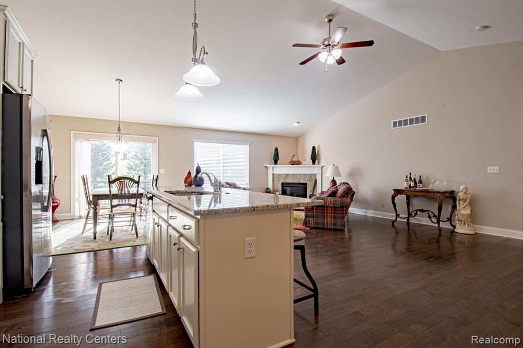 471 HOSTA, Howell, MI 48843 — Photo 9