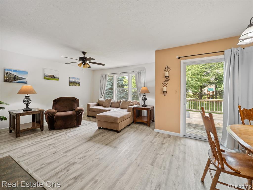 8907 McColl Side Road, Brighton, MI 48116 — Photo 8