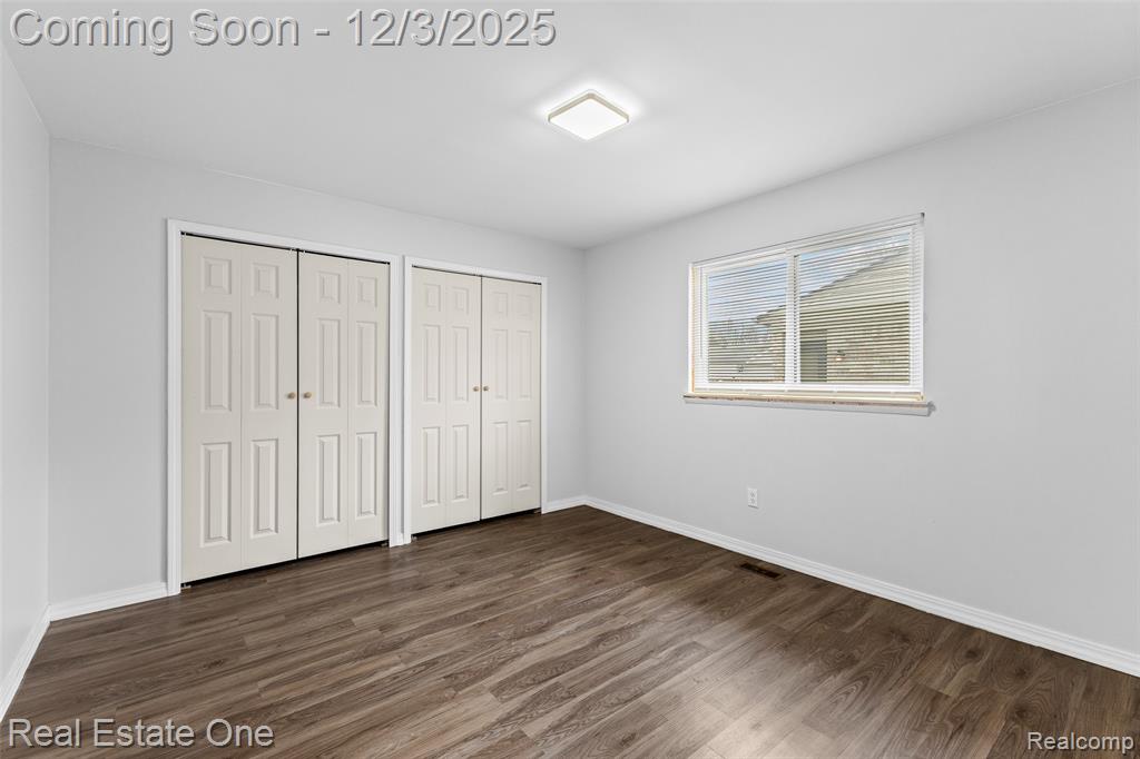 8456 Robindale Avenue, Dearborn Heights, MI 48127 — Photo 24