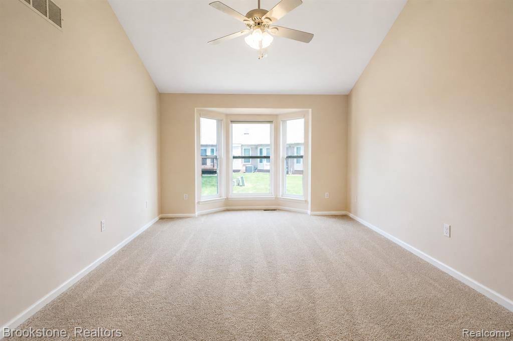 44138 Kendyl, Sterling Heights, MI 48314 — Photo 9