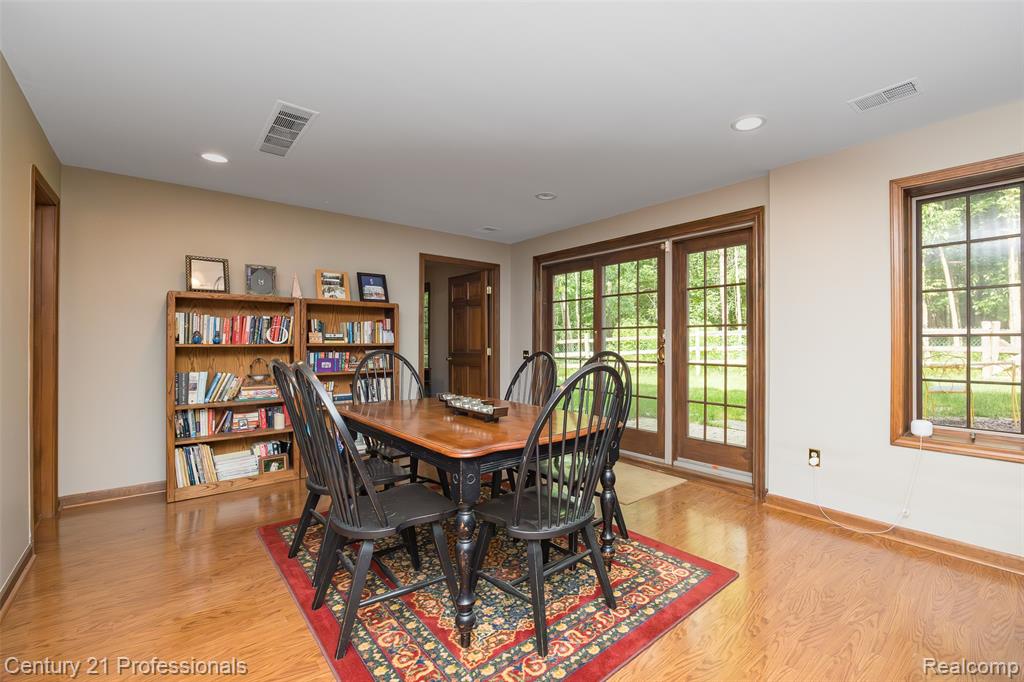 9200 Fox Hollow Road, Clarkston, MI 48348 — Photo 31