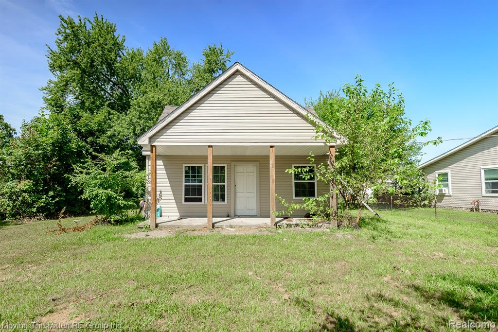 6473 N Monroe Street, Monroe, MI 48162 — front exterior
