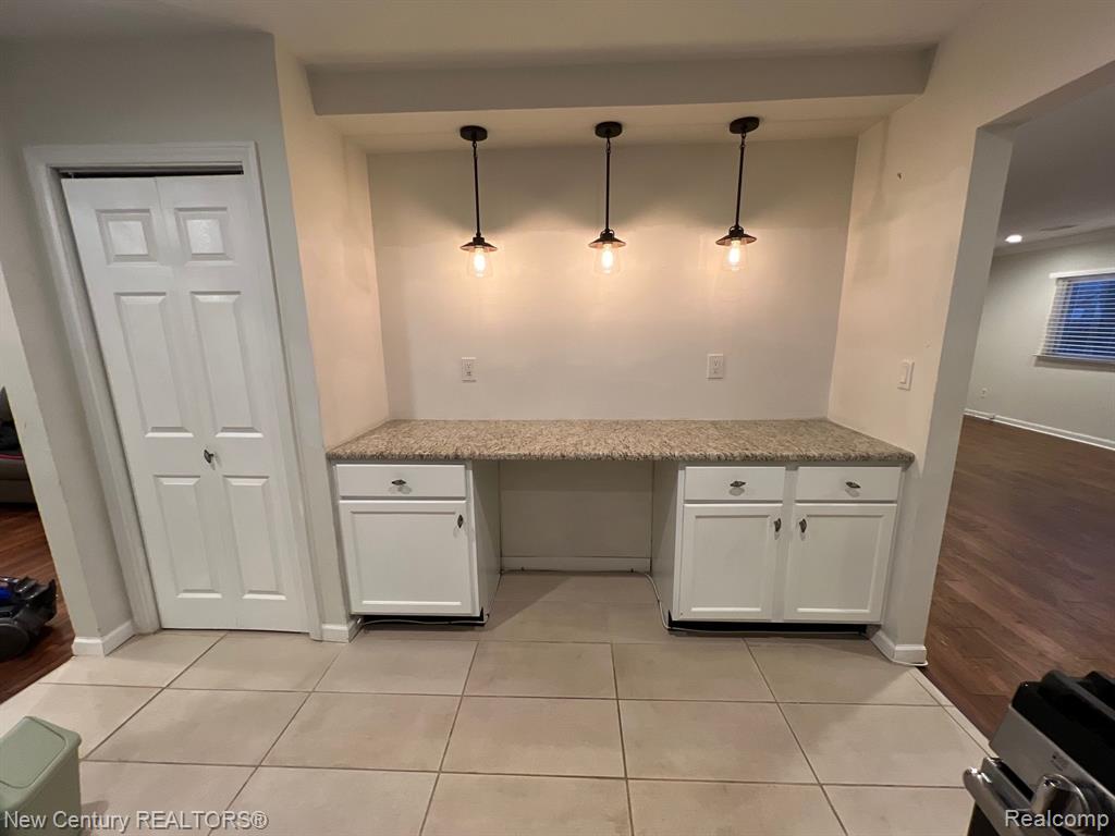 4327 Hampton Blvd, Royal Oak, MI 48073 — Photo 7