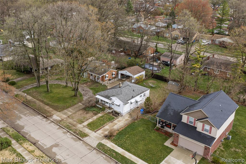 29064 Howard Avenue, Madison Heights, MI 48071 — Photo 2