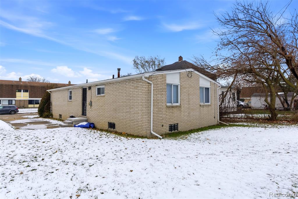 235 N Broadway Street, Mount Clemens, MI 48043 — Photo 20