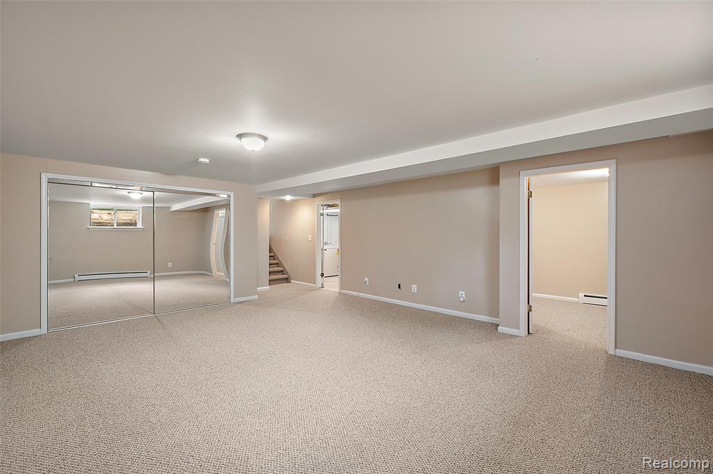 125 Cayuga Road, Lake Orion, MI 48362 — Photo 46