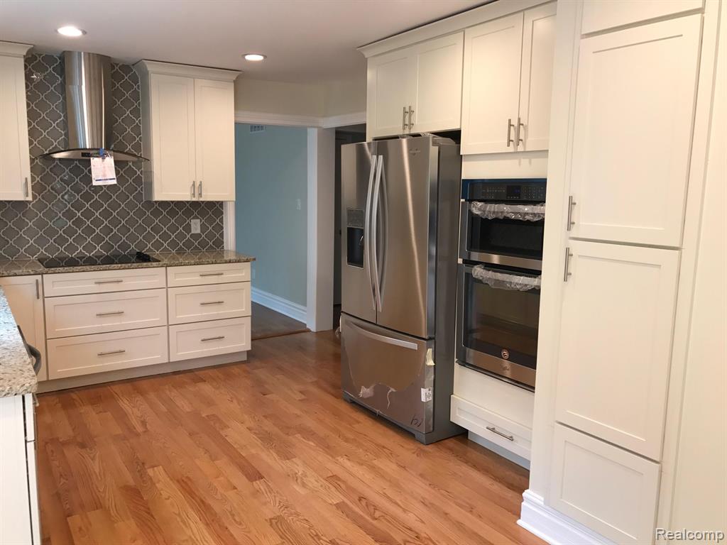5007 Forest Way, Bloomfield, MI 48302 — Photo 5
