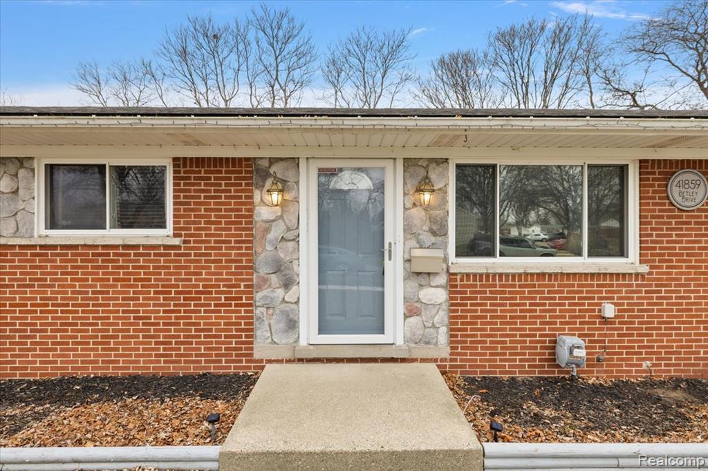 41859 Betley Drive, Sterling Heights, MI 48313 — Photo 4