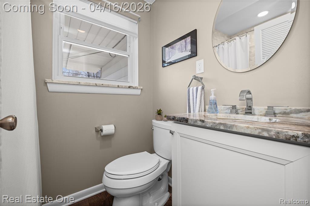 25202 Anchorage Street, Harrison Township, MI — Photo 29