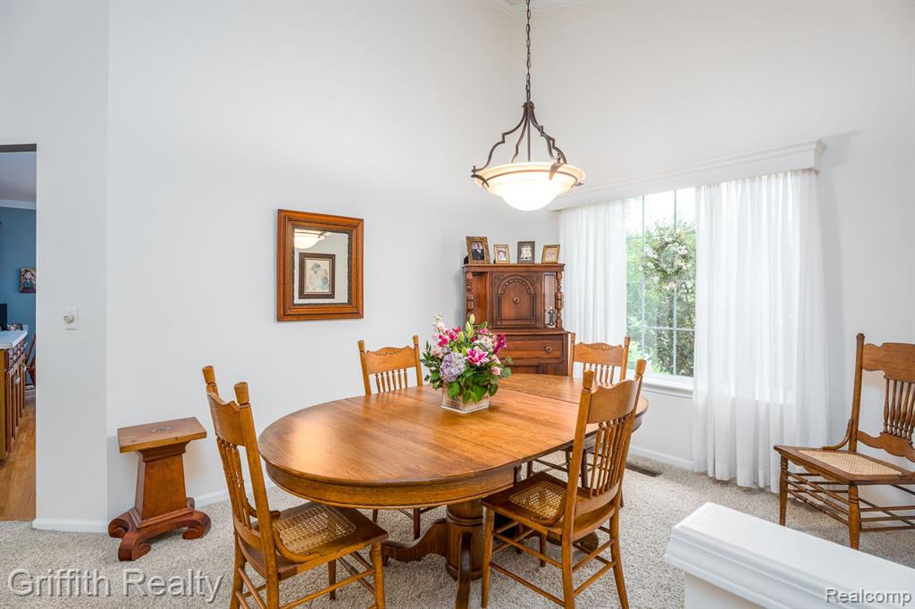 850 CALPERNIA, Wixom, MI 48393 — Photo 10