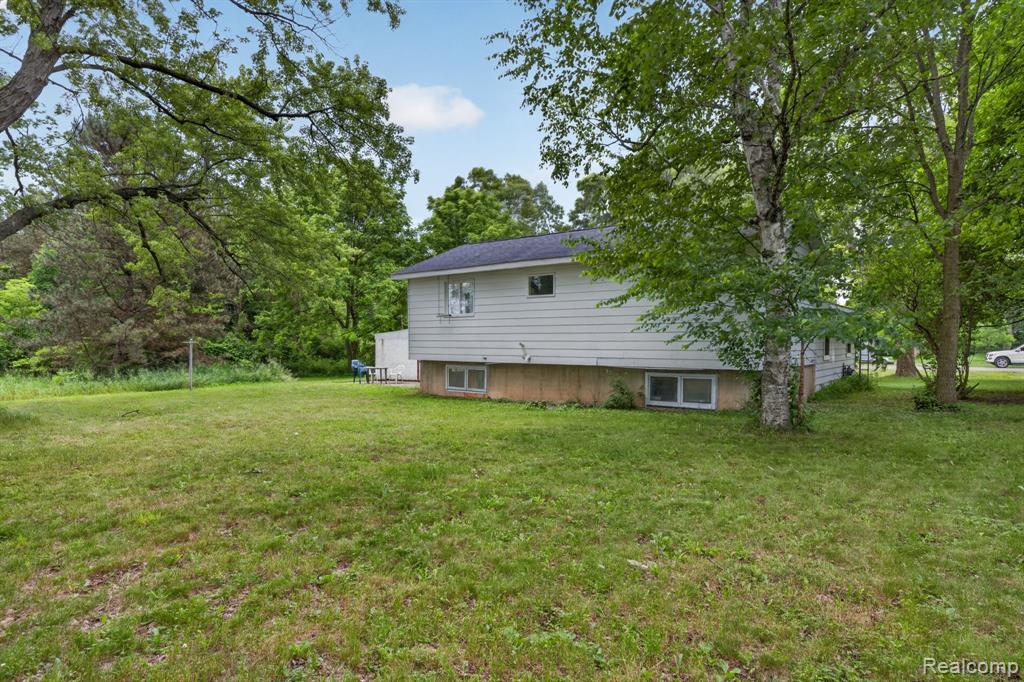 9288 Hilda Lane, Flushing, MI 48433 — Photo 44