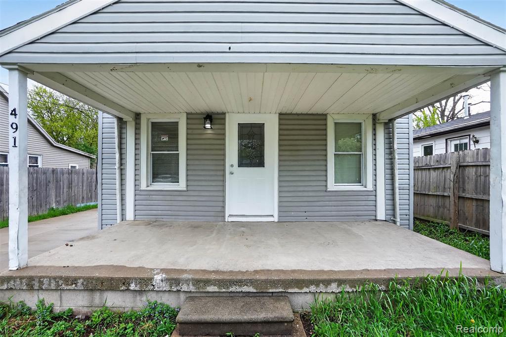 4910 HUGHES Road, Lansing, MI 48910 — Photo 5
