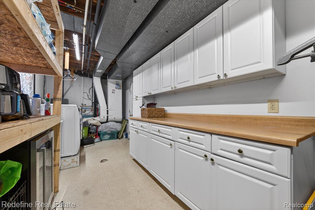 47025 S Chigwidden Drive, Northville, MI 48167 — Photo 45