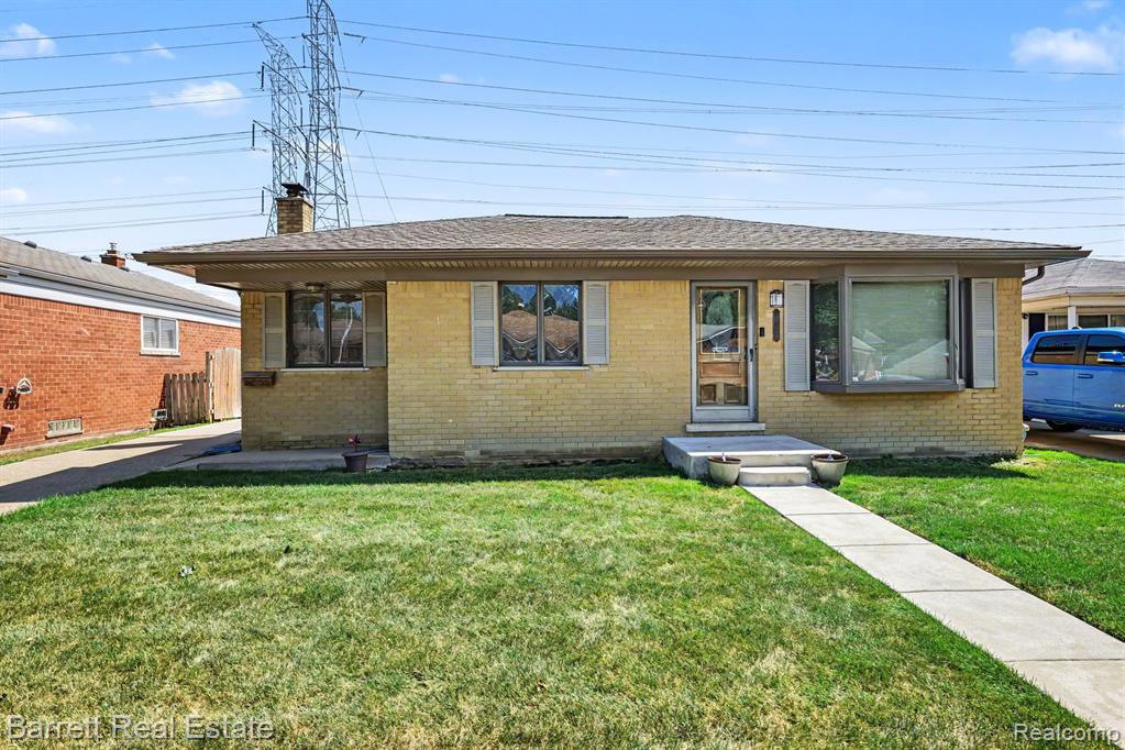 31370 Palomino Drive, Warren, MI 48093