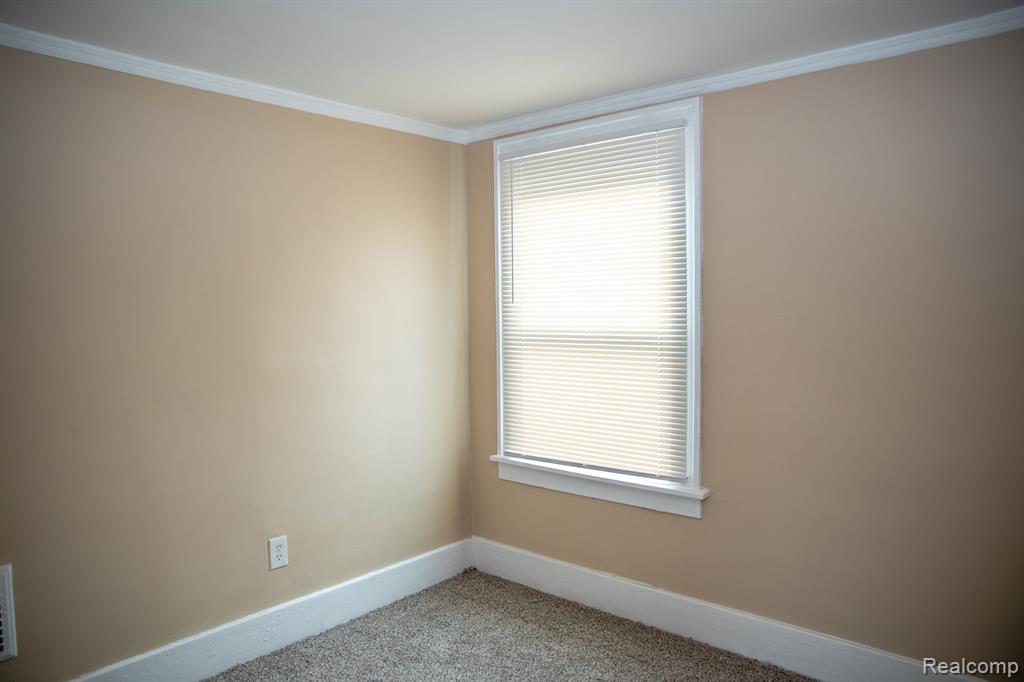 6052 HARTFORD Street, Detroit, MI 48210 — Photo 5