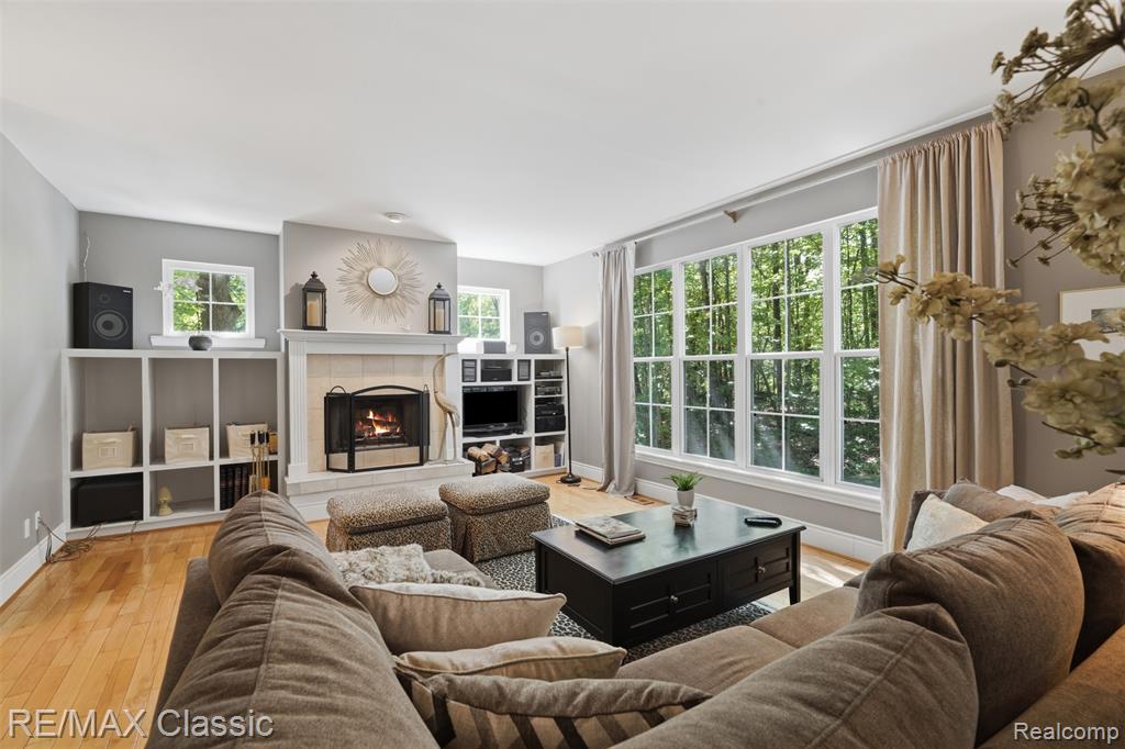 6303 Ridge Hollow Lane, Davisburg, MI 48350 — Photo 13