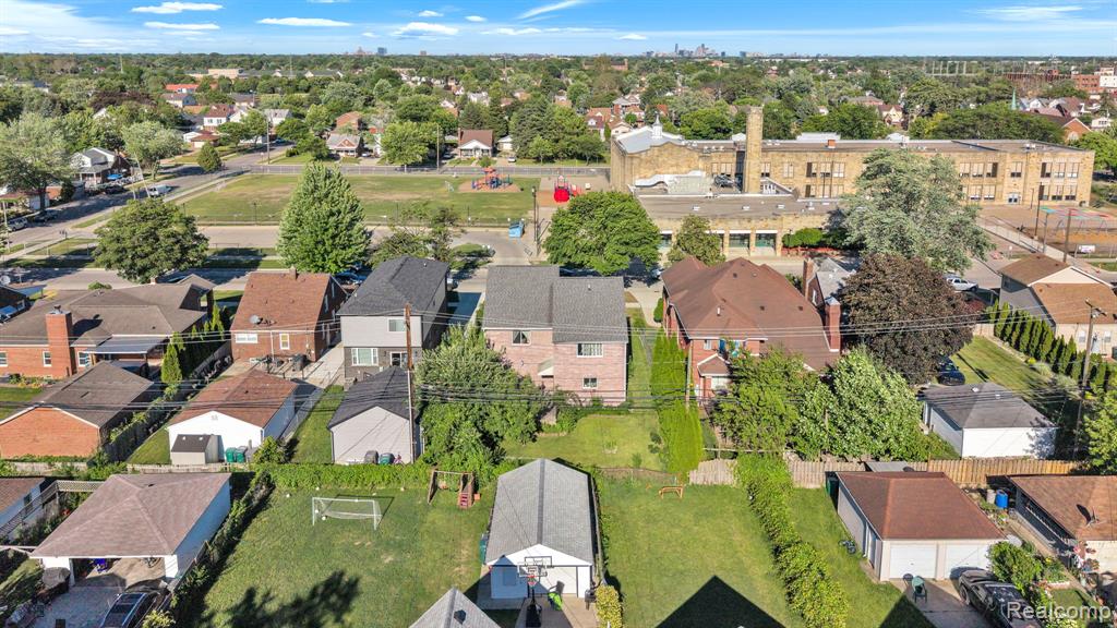 7511 Orchard Avenue, Dearborn, MI 48126 — Photo 10