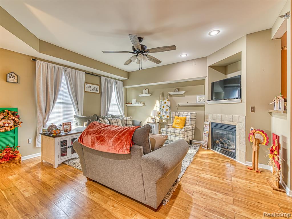 655 Vinewood Street, Wyandotte, MI 48192 — Photo 5