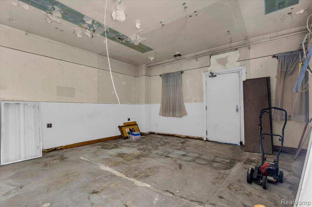 1330 E 7 Mile Road, Detroit, MI 48203 — Photo 34
