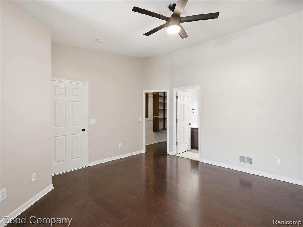 56612 Sunset Drive, Utica, MI 48316 — Photo 15