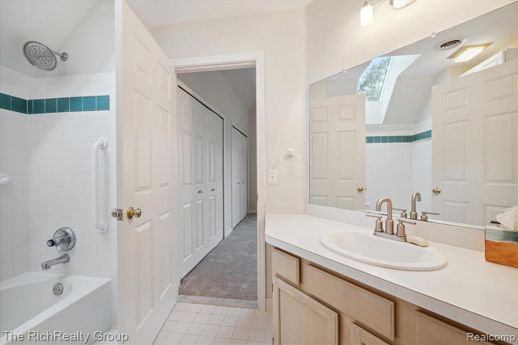 415 Sommerset Court, Ann Arbor, MI 48103 — Photo 25