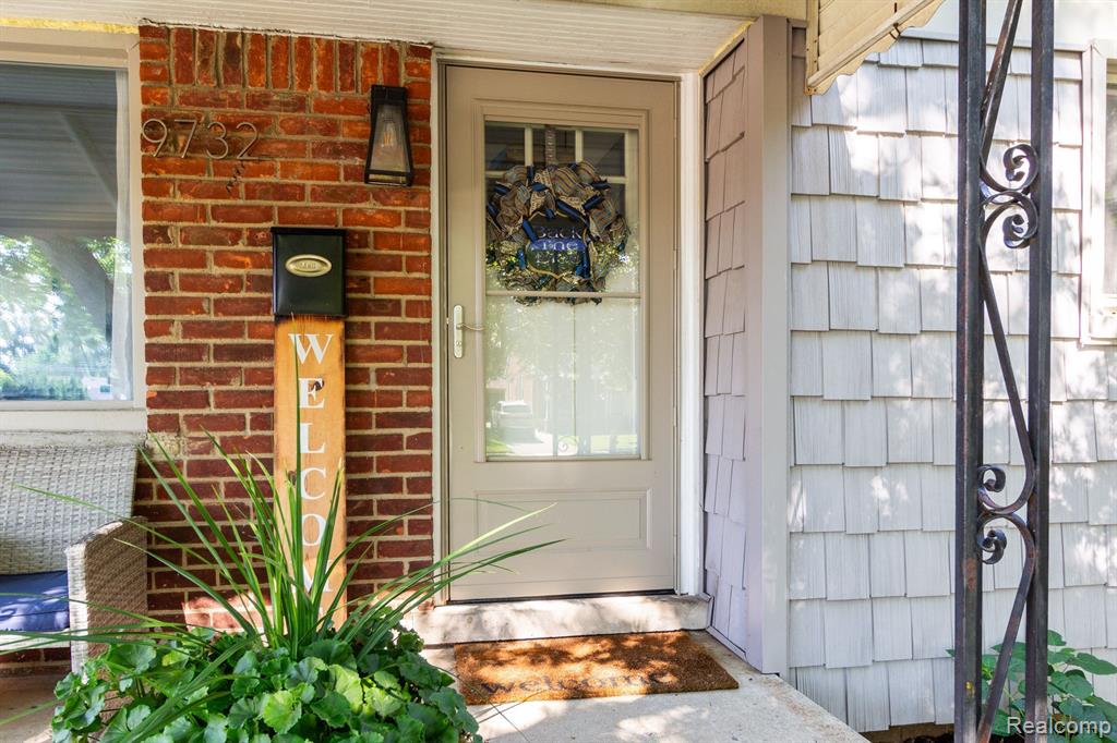 9732 LAURENCE Avenue, Allen Park, MI 48101 — Photo 4