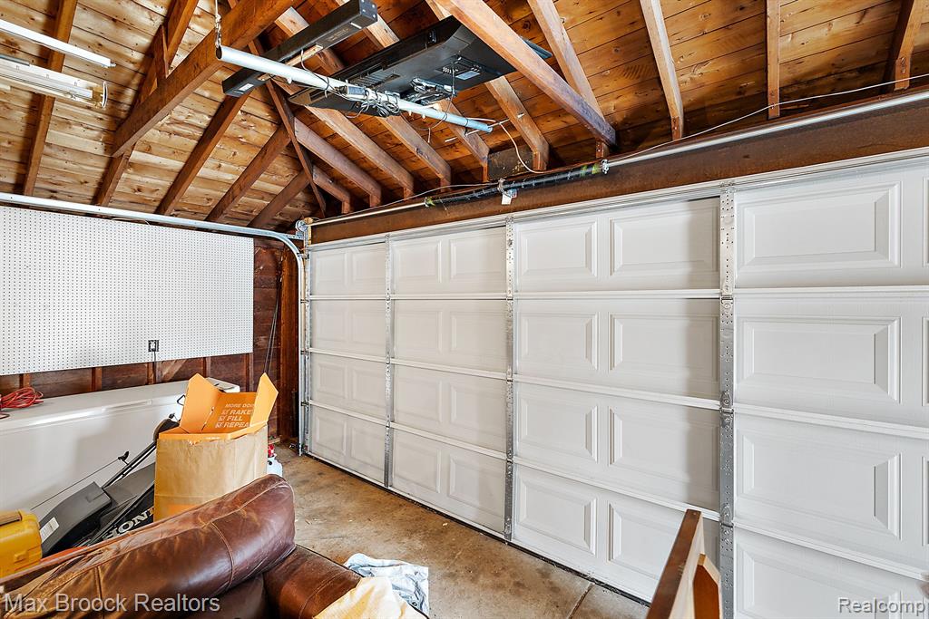 9060 HEADLEY Drive, Sterling Heights, MI 48314 — Photo 53