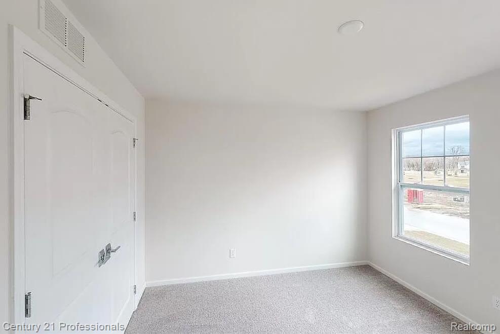 59505 LENNOX Drive, Washington, MI — Photo 7