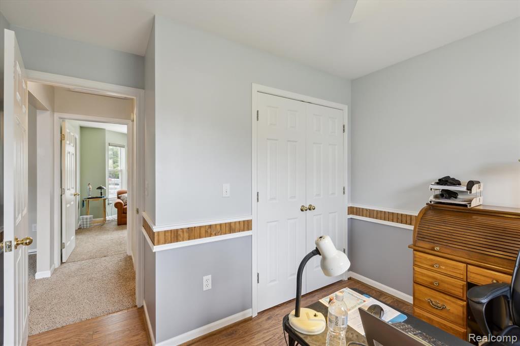 7206 Glen Oak Court, Grand Blanc, MI 48439 — Photo 17