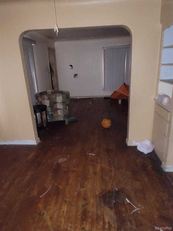 9020 PIERSON Street, Detroit, MI 48228 — Photo 5