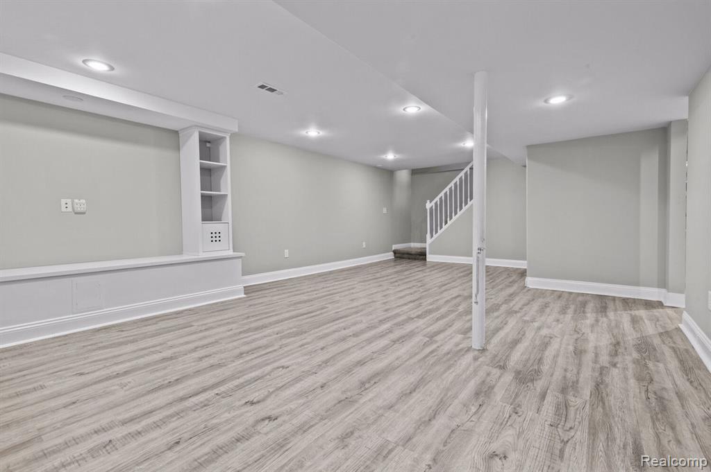 6536 Weathersfield Way, Canton, MI 48187 — Photo 26