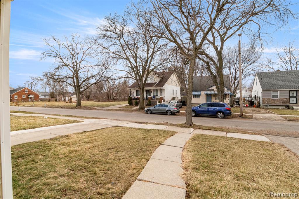 7634 Warwick Street, Detroit, MI 48228 — Photo 2