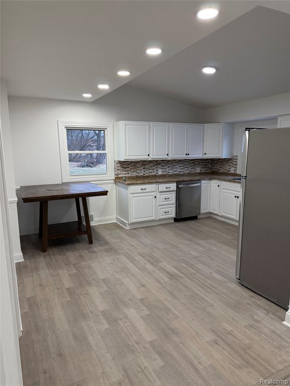 27284 Bunert Road, Warren, MI 48088 — Photo 8
