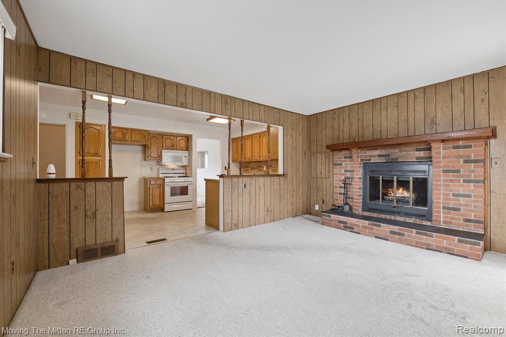 6484 Huntleigh Street, Garden City, MI — Photo 13