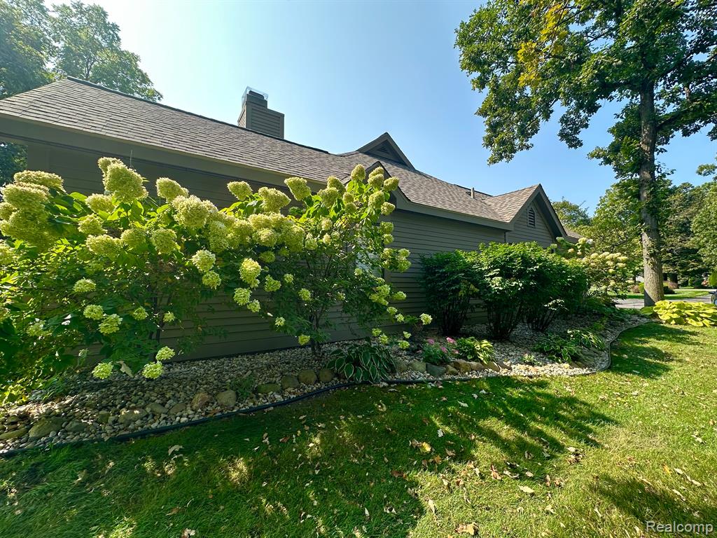 4674 Cottonwood Drive, Ann Arbor, MI 48108 — Photo 37
