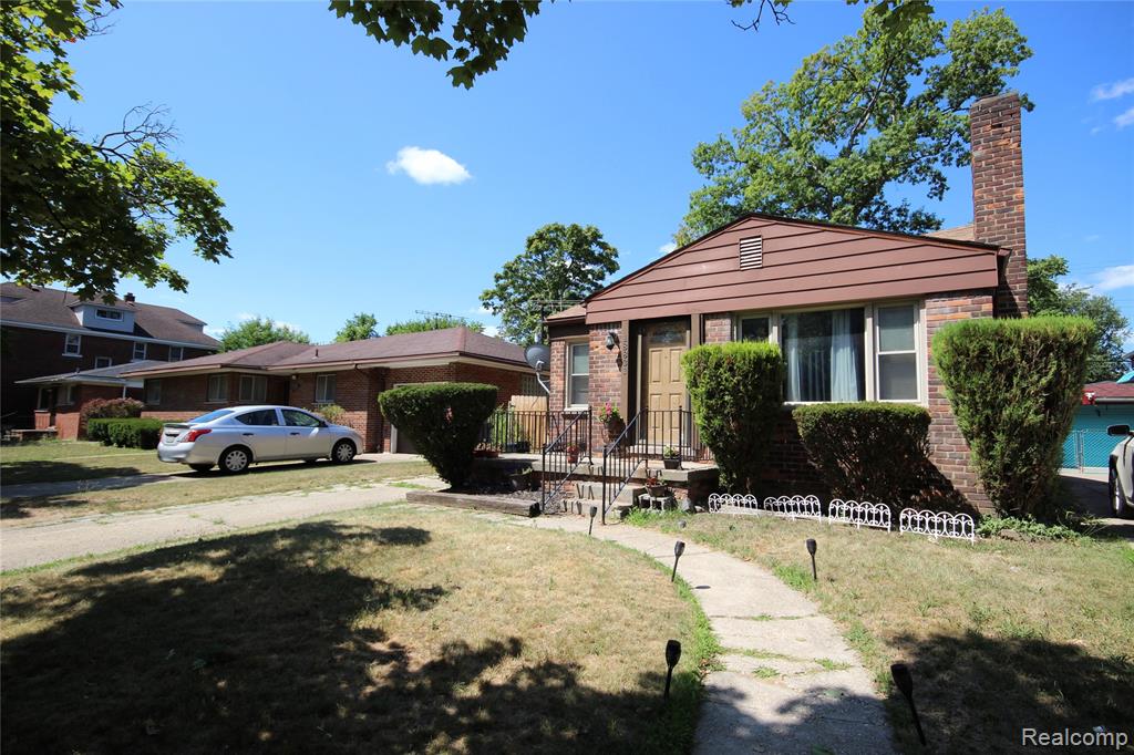 18831 Lamont Street - Photo 2