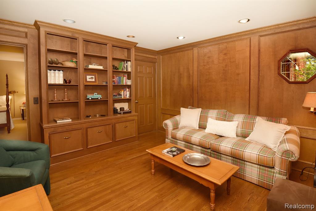 798 EMERSON WAY Court, Bloomfield Hills, MI 48304 — Photo 20